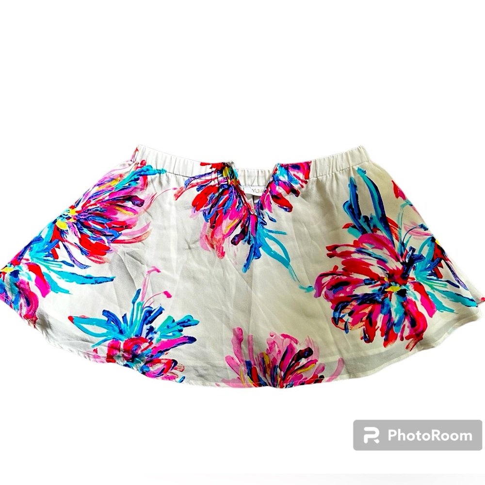 Yumi Kim EUC strapless floral billowy crop top 100% silk. Size small